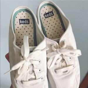 Vintage slip on Keds